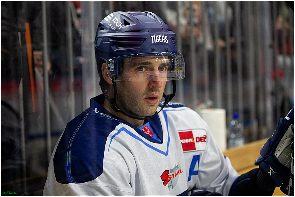 PENNY DEL; Koelner Haie- Straubing Tigers; Koeln, 09.10.2022